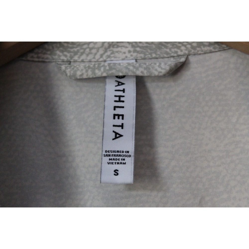Athleta Zuma Printed Top Collared Viper Gray Small Stretch Tunic Utility Sleek - Picture 7 of 11
